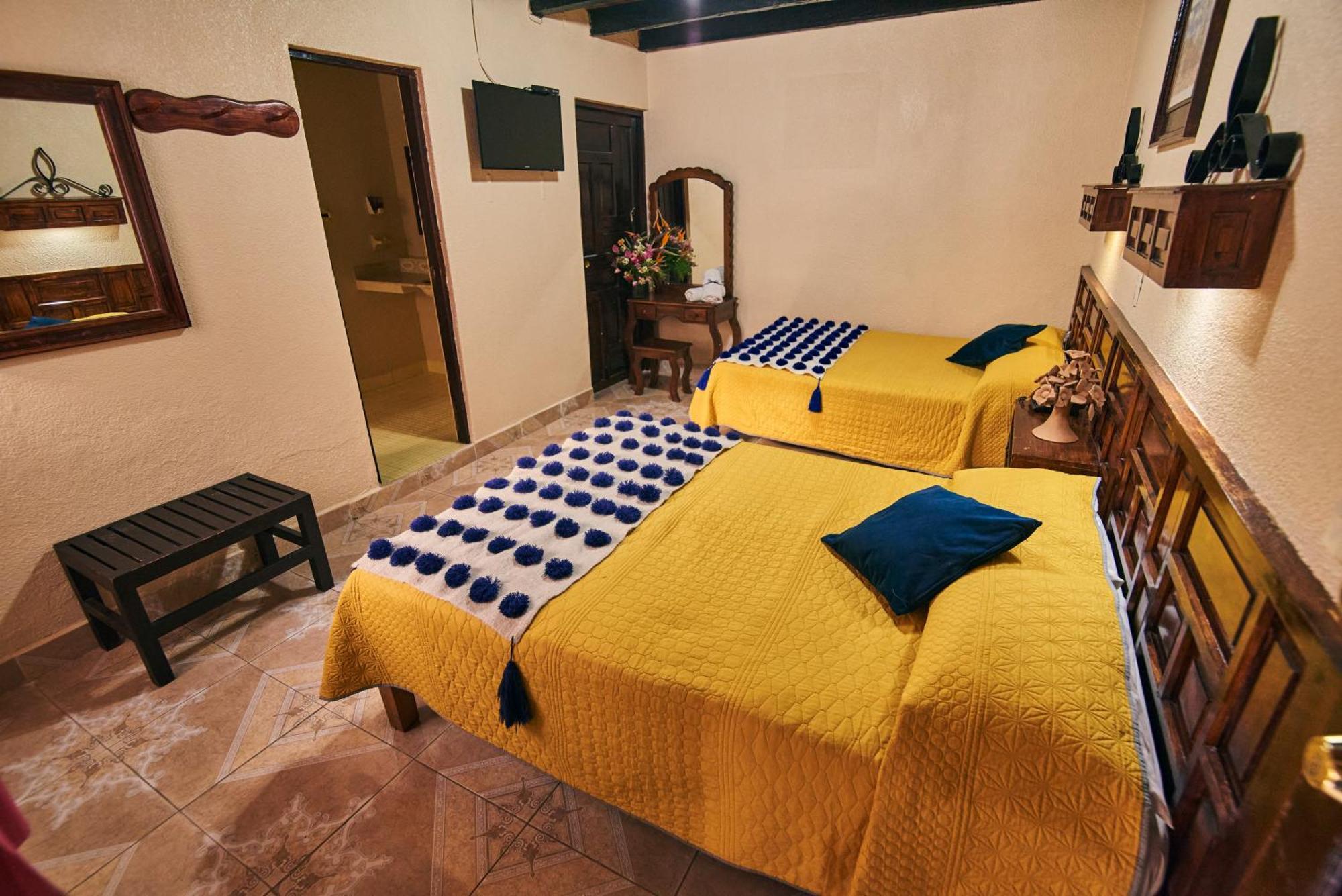 Hotel Palacio De Moctezuma San Cristóbal de Las Casas 외부 사진